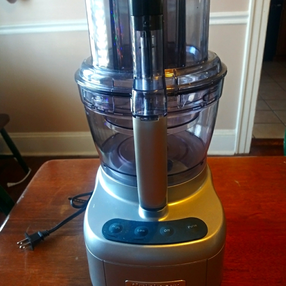 Cuisinart Elemental 13 Cup Food Processor with Spi